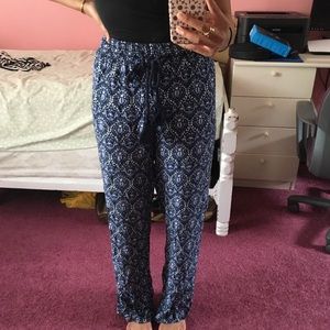 Patterned pants